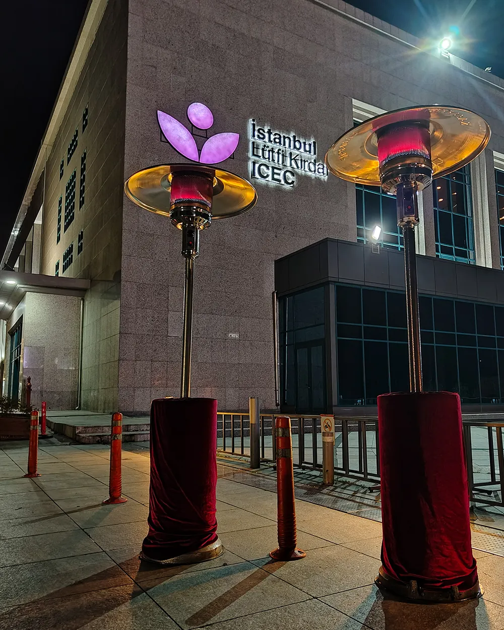 Dış Mekanlarda Konforun Anahtarı: Palmiye Soba Kiralama Hizmeti